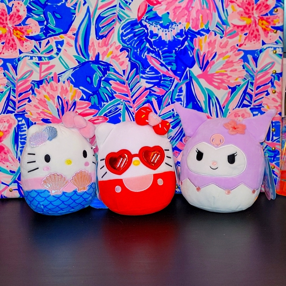 Hello Kitty & Kuromi Squishmallows set